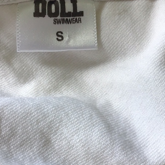 Lot of 3 Bikini Tops Victorias Secret & DOLL Swimwear Small - Picture 14 of 14